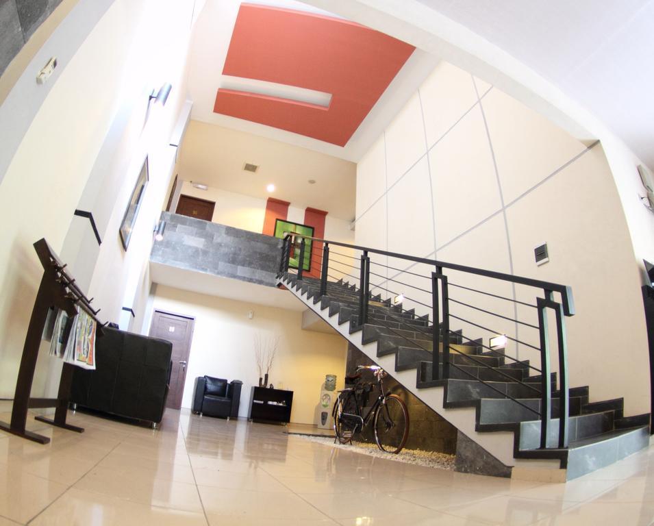 Puri Chorus Boutique Hotel Pakualaman Экстерьер фото