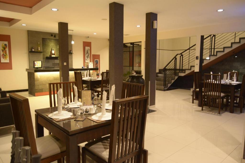 Puri Chorus Boutique Hotel Pakualaman Экстерьер фото